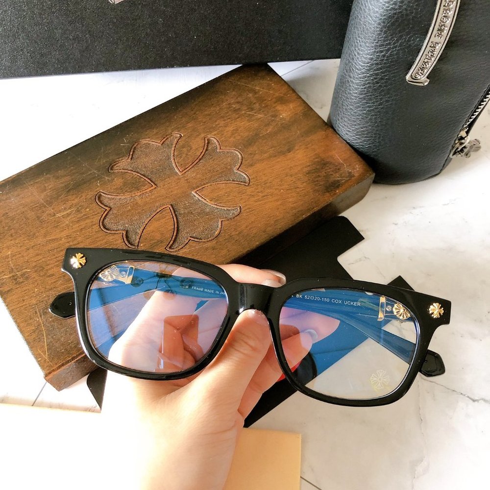 Chrome Hearts fashion eyeglass frame can be matched with the degree of flat gla